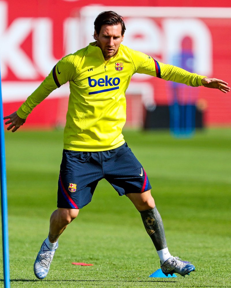 FC-Barcelona-Messi-training-during-the-COVID-19-Pandemic.jpg