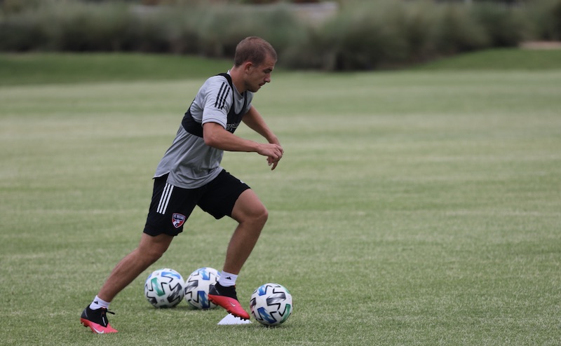 FC-Dallas-player-training-during-the-COVID-19-pandemic.jpg