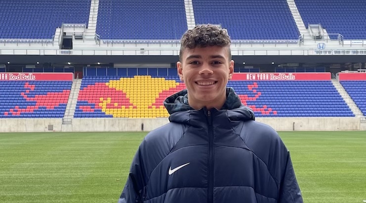 Caleb-Simmons-International-Soccer-Academy-player-signs-with-MLS-Red-Bulls-U15